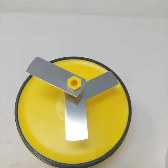 Avon Twist And Dice Kitchen Dicing And Whisk Dicer Chopper Vegetable Slicer - Picture 12 of 12